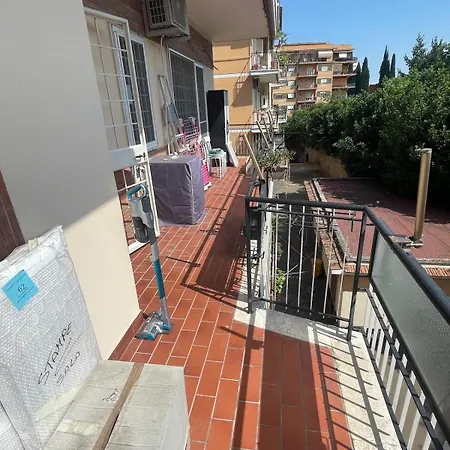 Stylish 1 Bedroom In * Рим